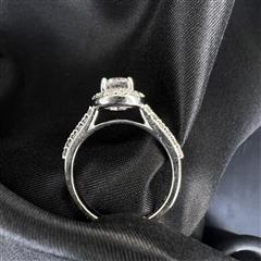 14K WHITE GOLD 1.05CTW DIAMOND HALO ENGAGEMENT RING